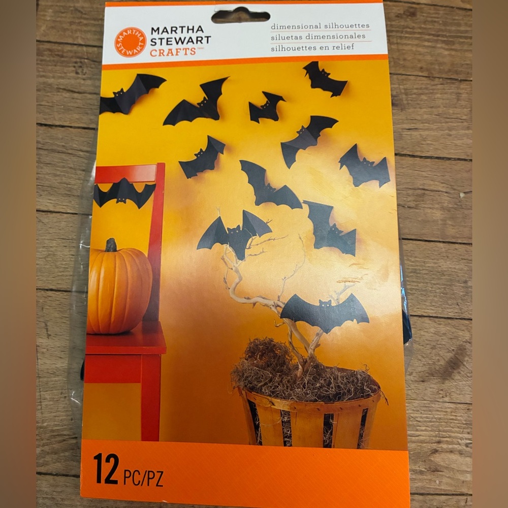 Martha Stewart Halloween Dimensional Silhouette Black Bat Wall Accents (12 pc)